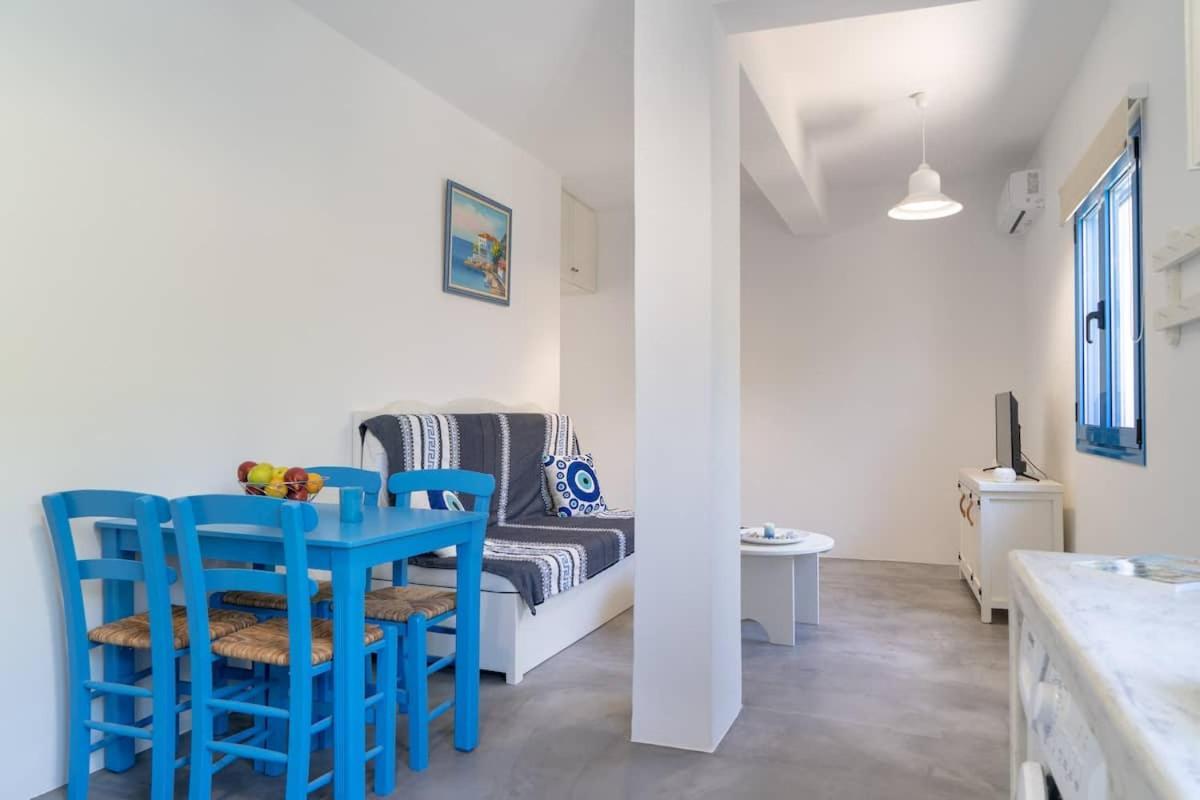 Blue Moon Apartments มากรีเยียลอส ภายนอก รูปภาพ